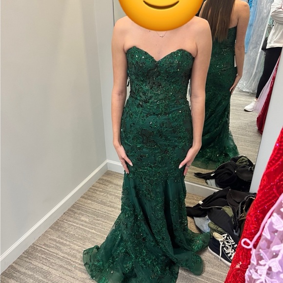 mermaid style prom dress
Corset top - Picture 1 of 3